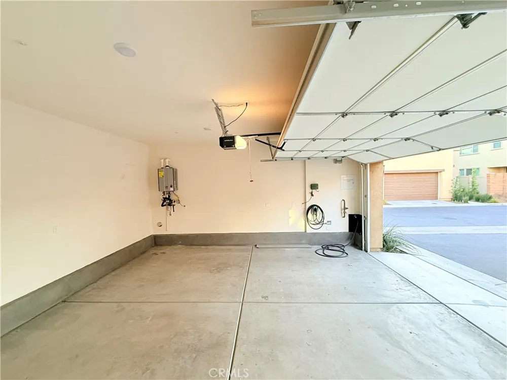 29502 Marx Way Winchester, CA 92596