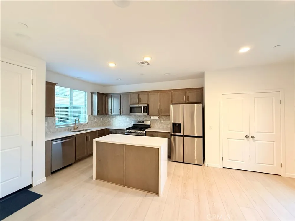 29502 Marx Way Winchester, CA 92596