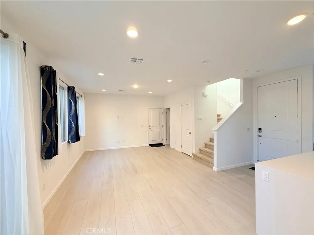 29502 Marx Way Winchester, CA 92596