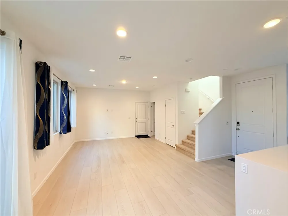 29502 Marx Way Winchester, CA 92596