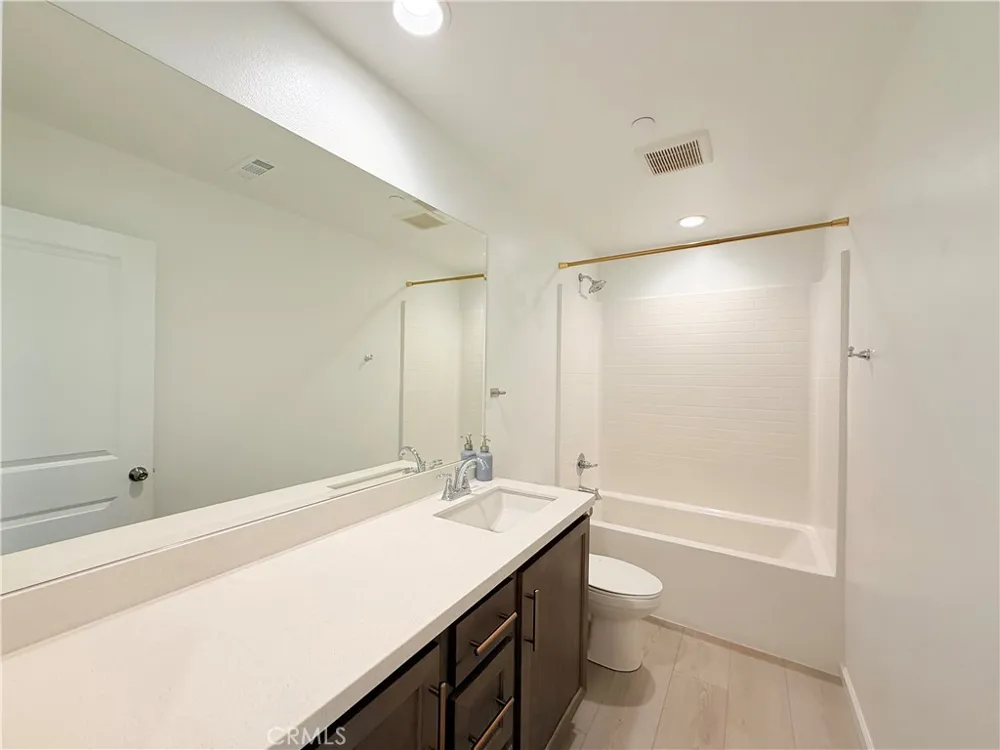 29502 Marx Way Winchester, CA 92596