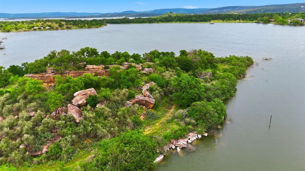 1412 Parkway Street Tow, TX 78672