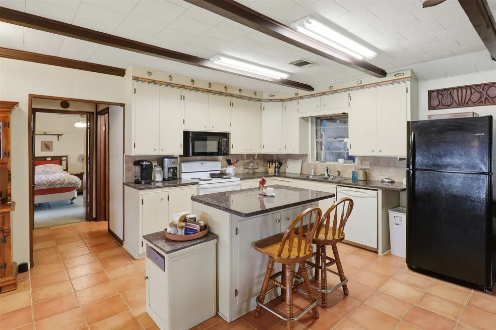 1412 Parkway Street Tow, TX 78672