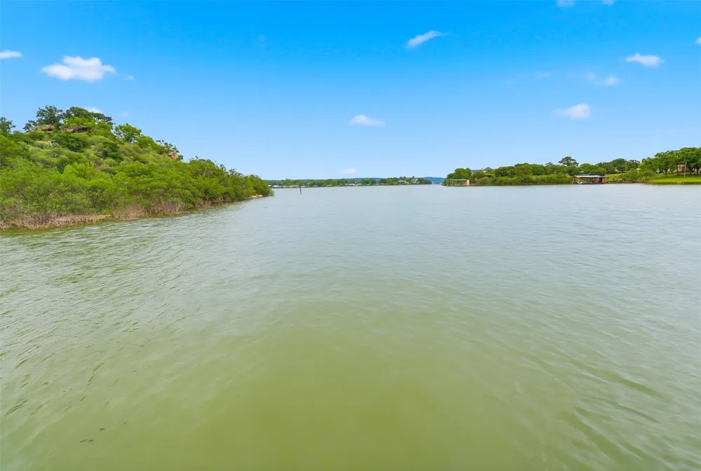 1412 Parkway Street Tow, TX 78672