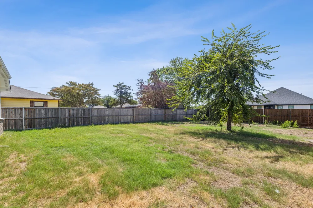4617 Pickett Street Greenville, TX 75401
