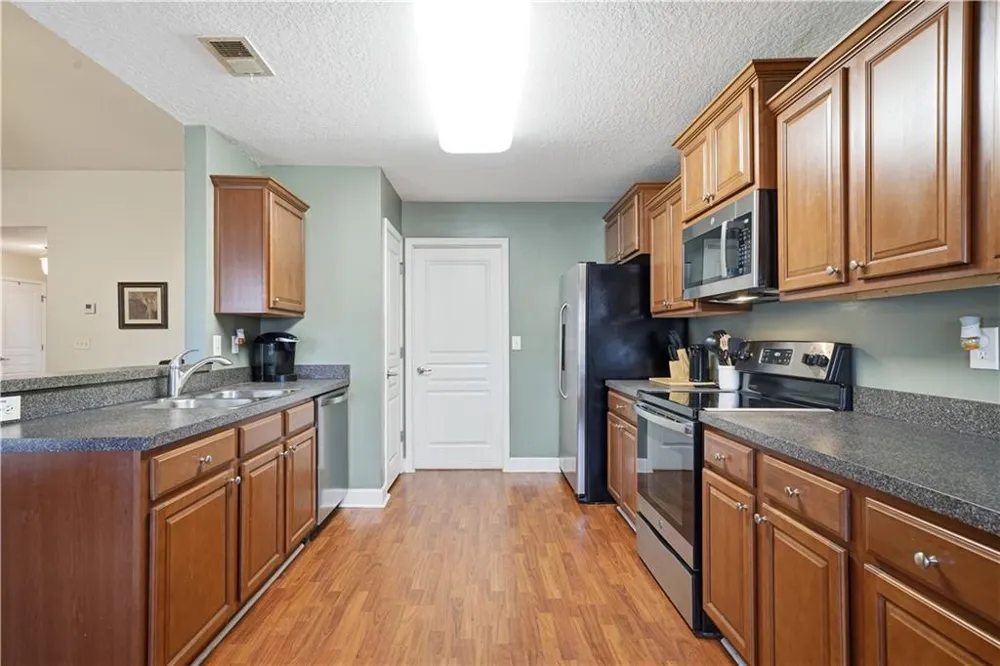 4901 Summersun Drive Morrow, GA 30260
