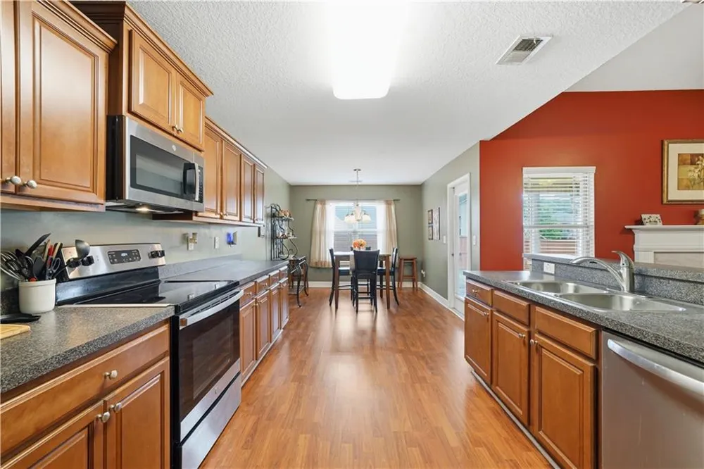 4901 Summersun Drive Morrow, GA 30260
