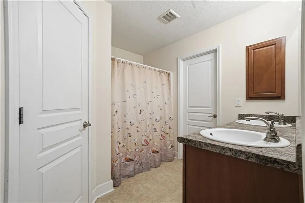 4901 Summersun Drive Morrow, GA 30260