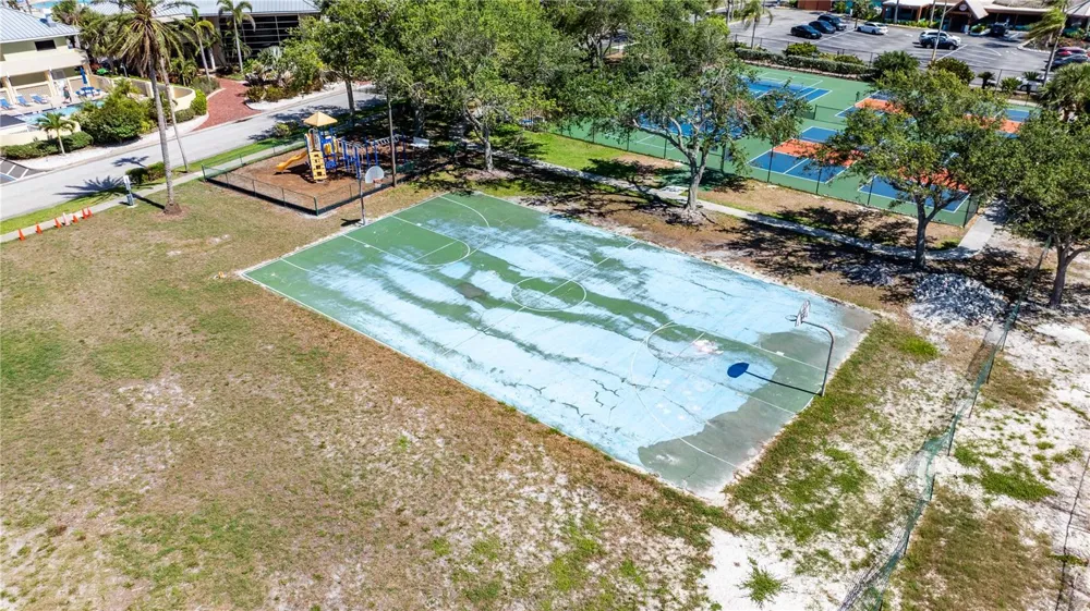 611 DESTINY DRIVE #204 Ruskin, FL 33570