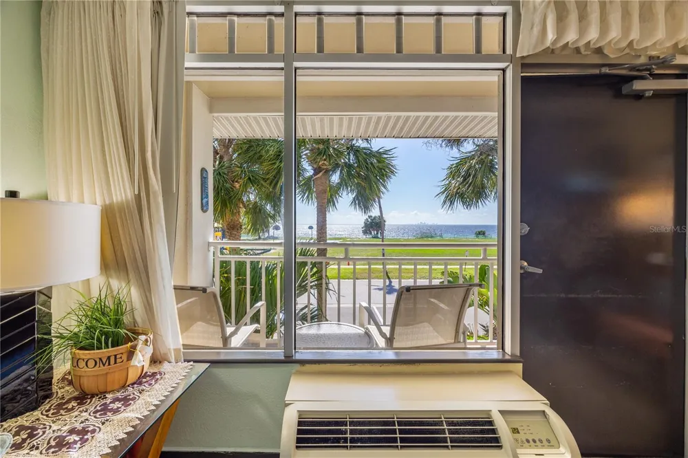611 DESTINY DRIVE #204 Ruskin, FL 33570