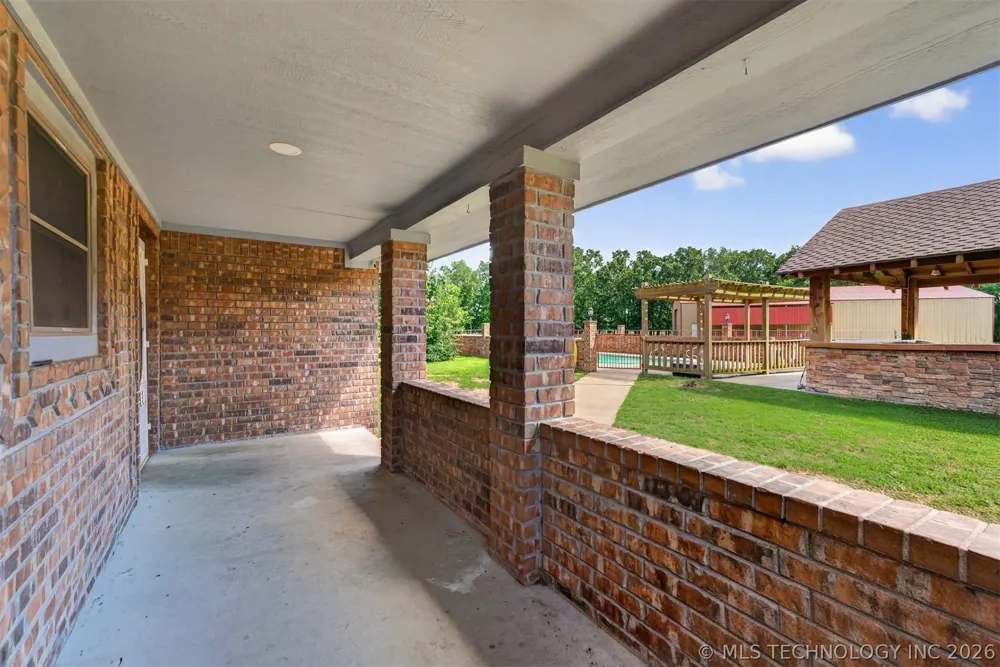 7383 S 447 ROAD Rose, OK 74364