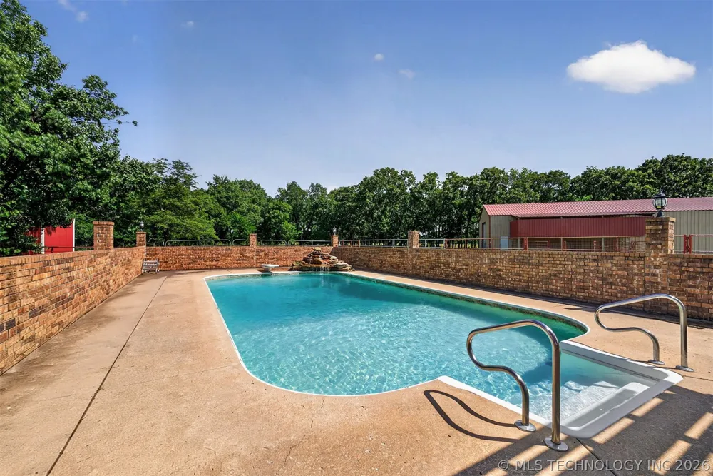 7383 S 447 ROAD Rose, OK 74364