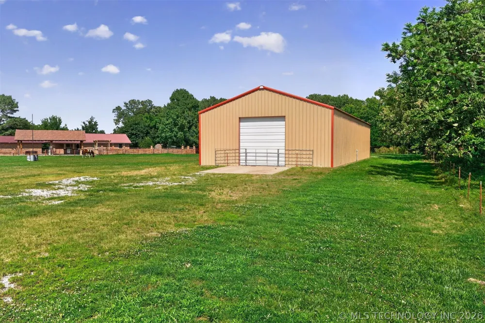 7383 S 447 ROAD Rose, OK 74364