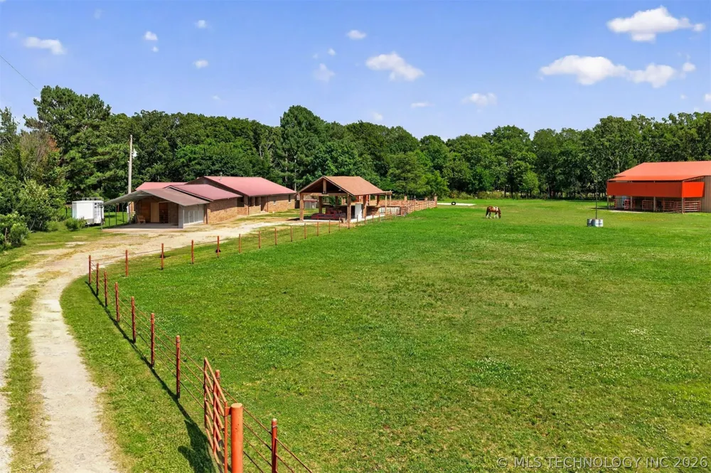 7383 S 447 ROAD Rose, OK 74364
