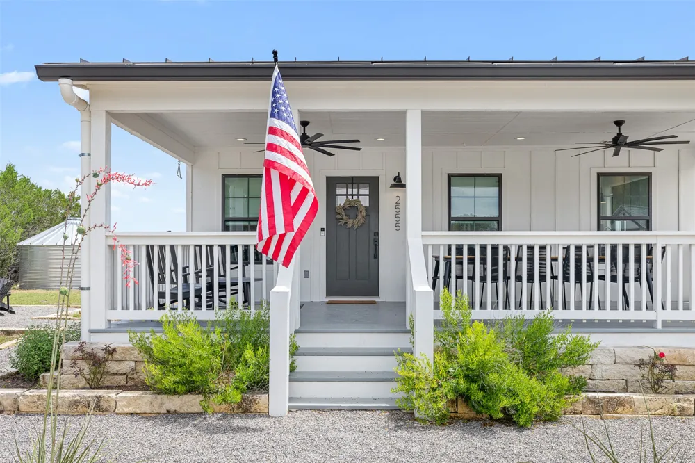 2555 County Road 1139 Lampasas, TX 76550