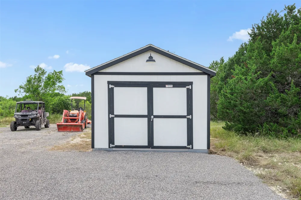 2555 County Road 1139 Lampasas, TX 76550