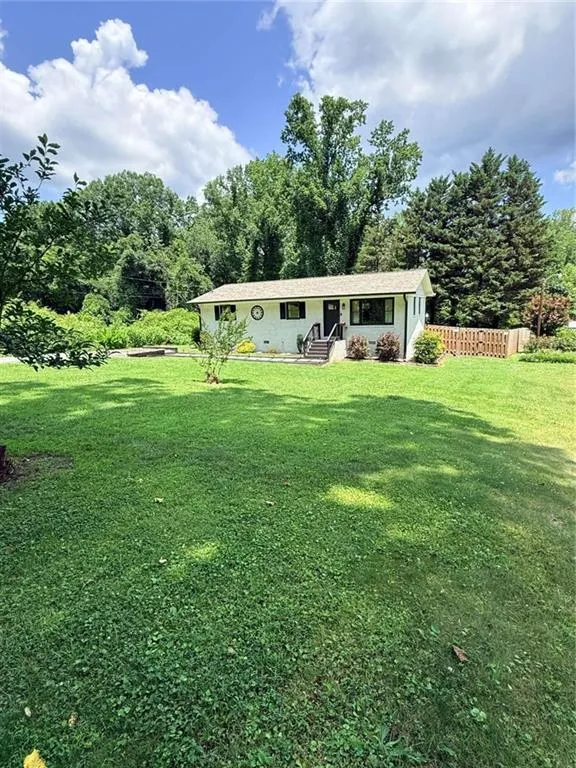 314 Spring Street Toccoa, GA 30577