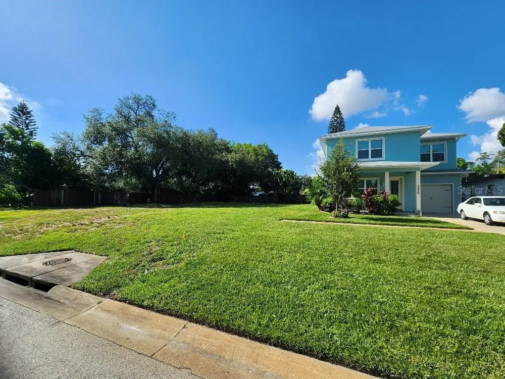 24TH AVENUE St Petersburg, FL 33713