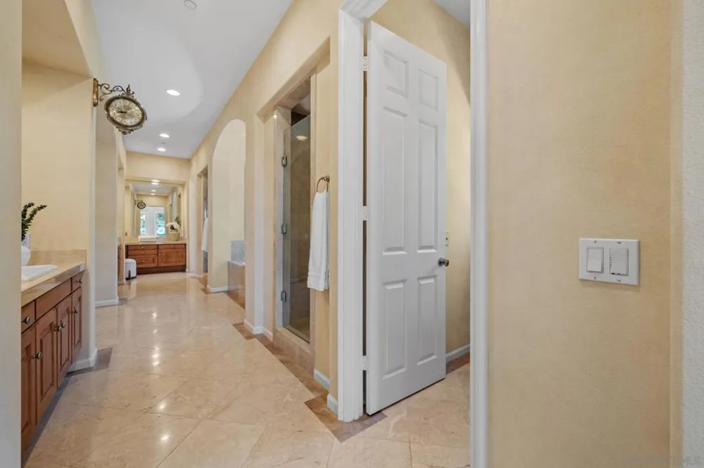 17813 La Amapola Rancho Santa Fe, CA 92067
