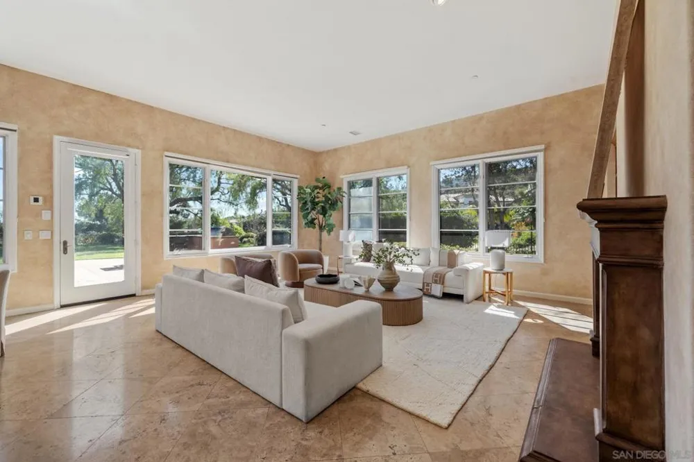 17813 La Amapola Rancho Santa Fe, CA 92067