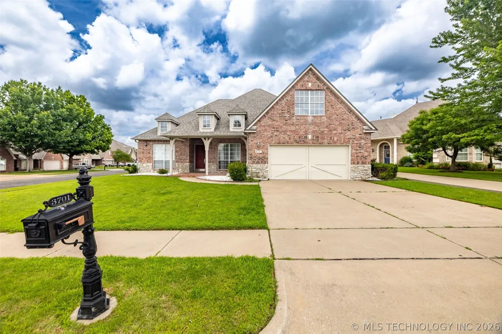 3701 Narcissus Avenue Broken Arrow, OK 74012