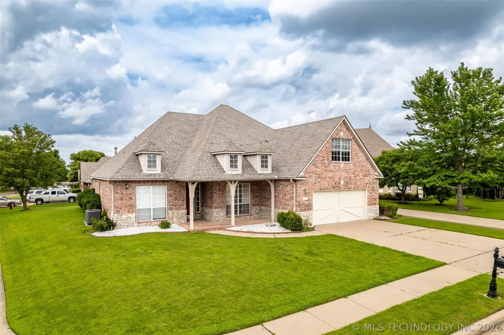 3701 Narcissus Avenue Broken Arrow, OK 74012