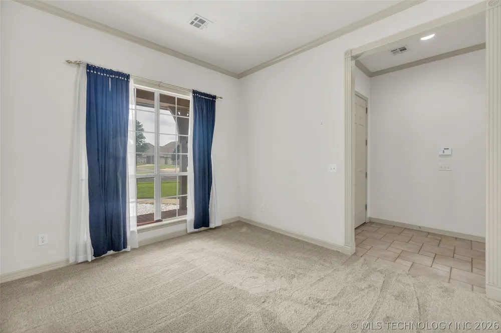 3701 Narcissus Avenue Broken Arrow, OK 74012