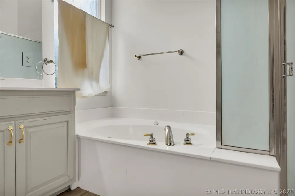 3701 Narcissus Avenue Broken Arrow, OK 74012