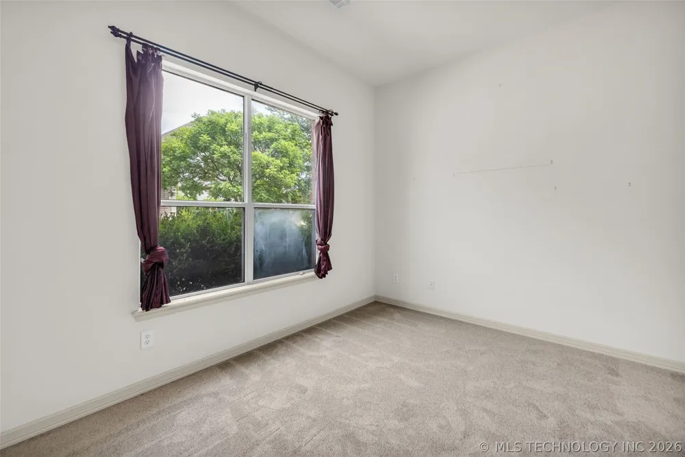 3701 Narcissus Avenue Broken Arrow, OK 74012