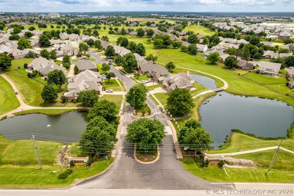 3701 Narcissus Avenue Broken Arrow, OK 74012
