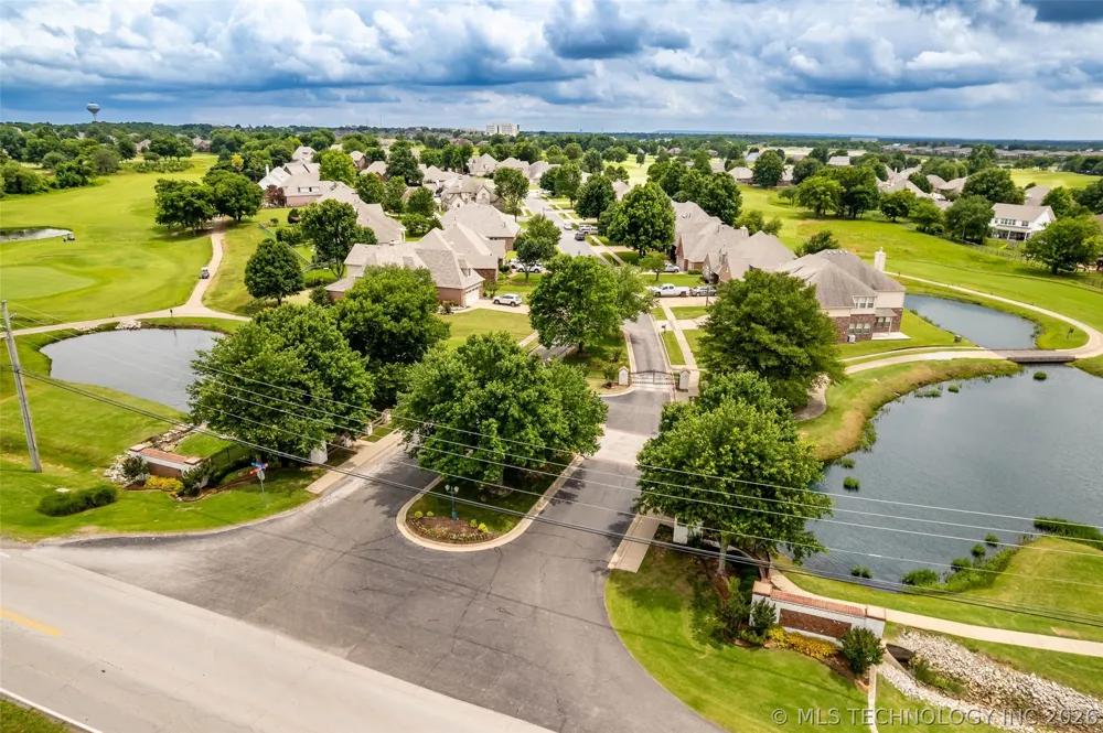3701 Narcissus Avenue Broken Arrow, OK 74012