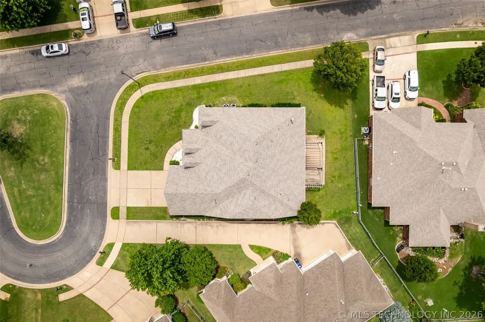 3701 Narcissus Avenue Broken Arrow, OK 74012