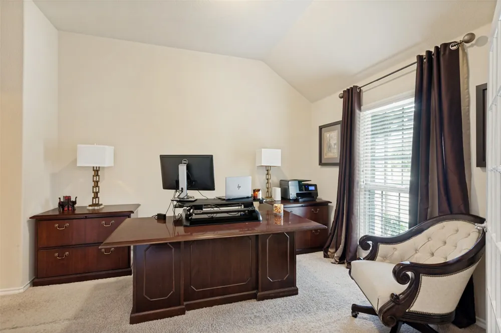 27 Oakridge Lane Edgecliff Village, TX 76134