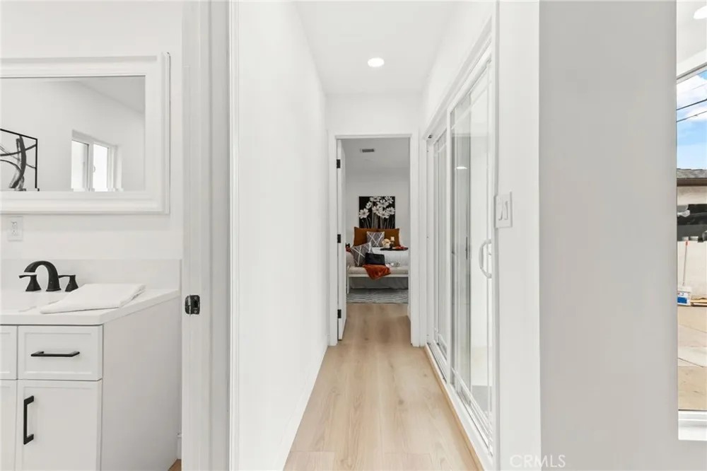 9246 Manzanar Downey, CA 90240