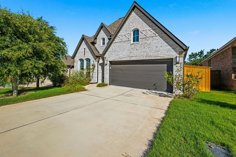 304 Barton Oak Trail Georgetown, TX 78628