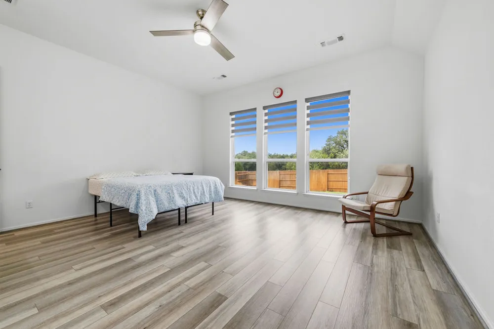 304 Barton Oak Trail Georgetown, TX 78628