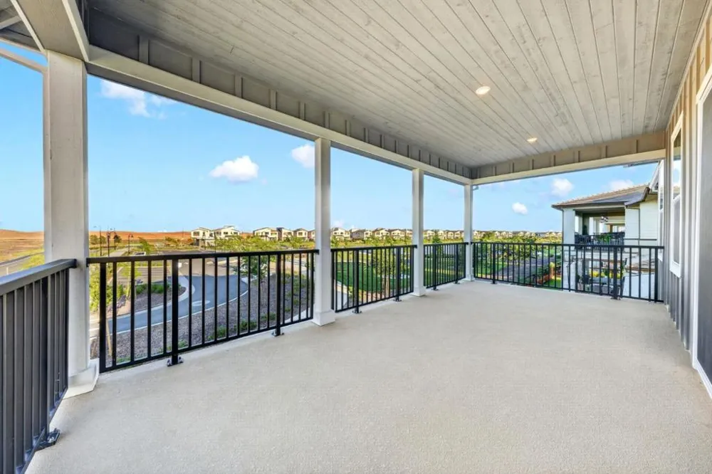 2466 Shore Vista Fairfield, CA 94533
