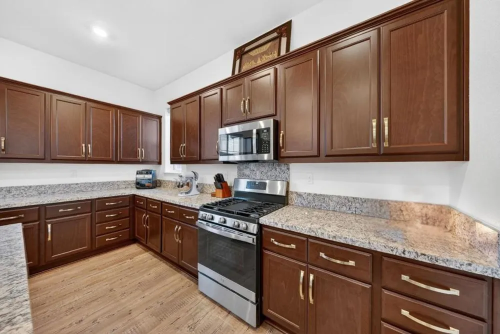 2466 Shore Vista Fairfield, CA 94533