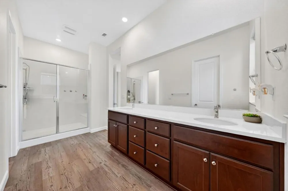 2466 Shore Vista Fairfield, CA 94533