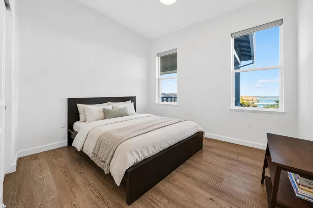 2466 Shore Vista Fairfield, CA 94533