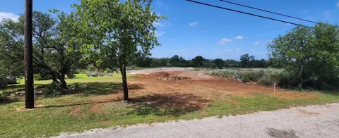 125 W Live Oak Drive W