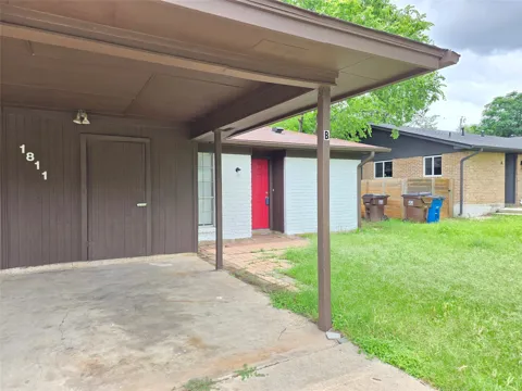 1811 Magnolia Drive #B
