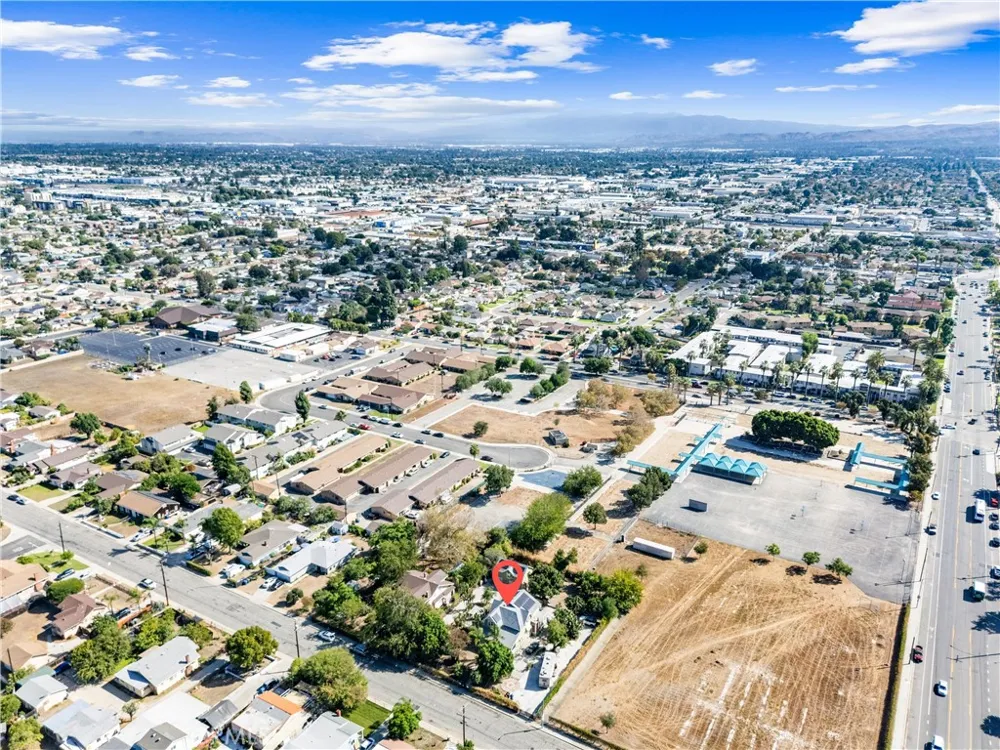 850 E Columbia Pomona, CA 91767