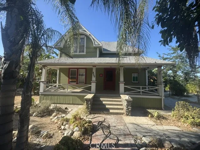 850 E Columbia Pomona, CA 91767