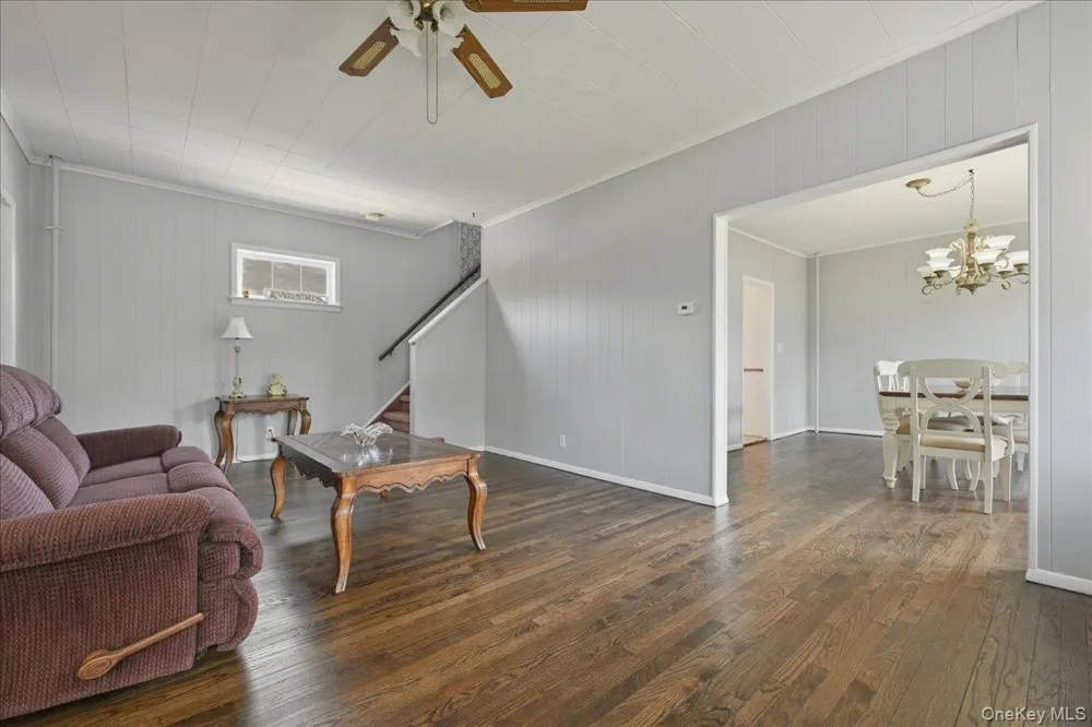 11 Moeller Street Hicksville, NY 11801
