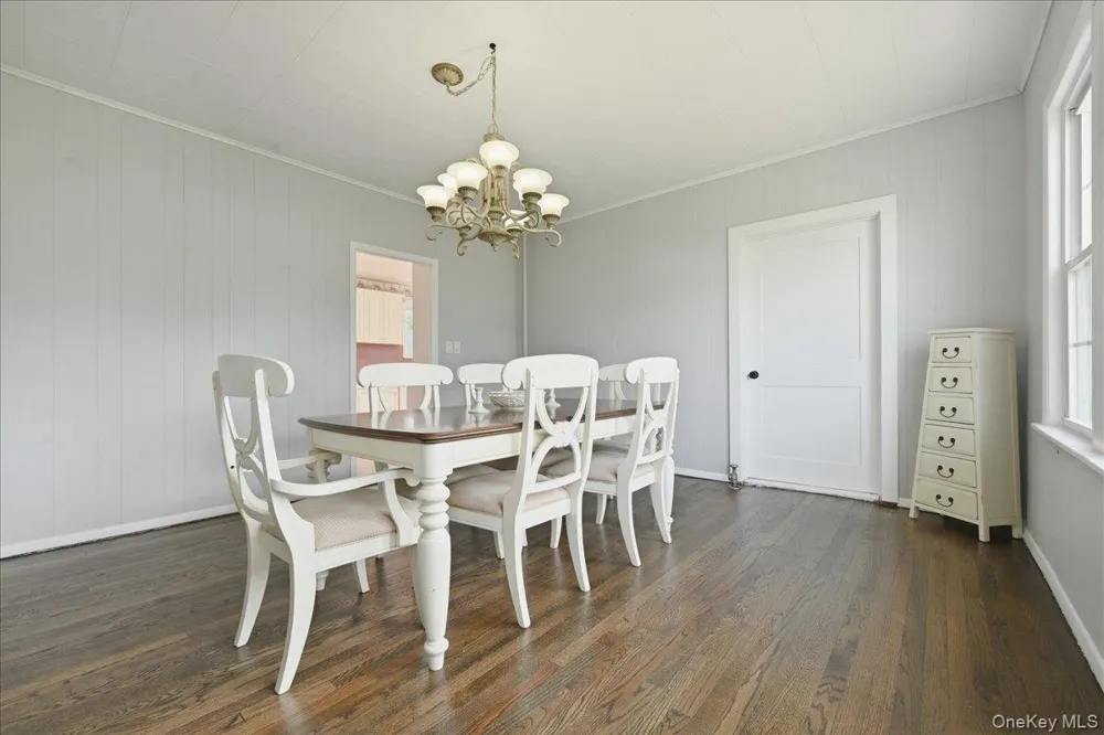 11 Moeller Street Hicksville, NY 11801