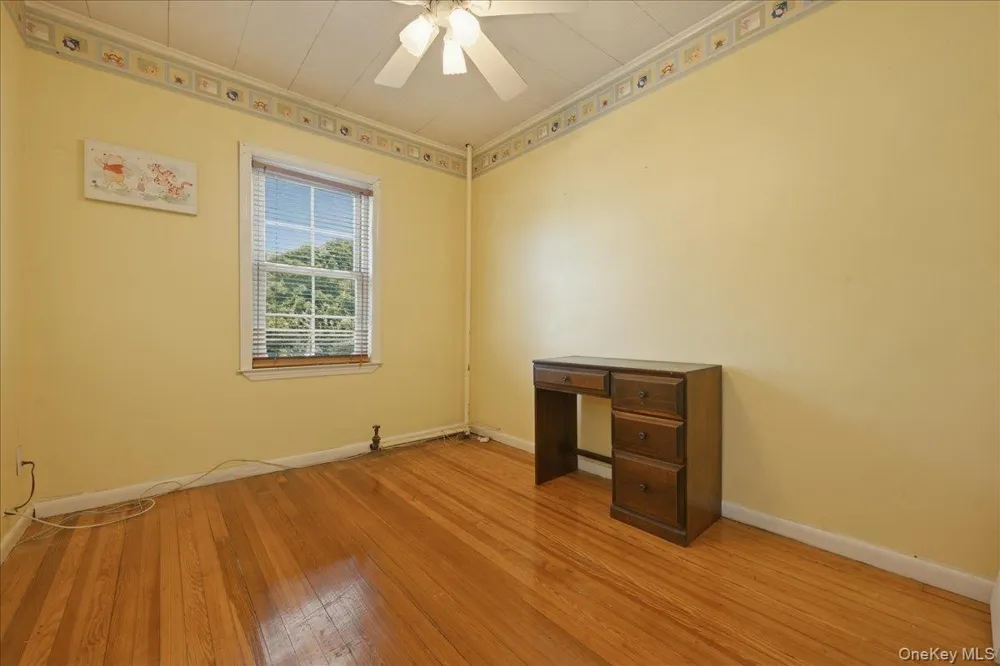 11 Moeller Street Hicksville, NY 11801