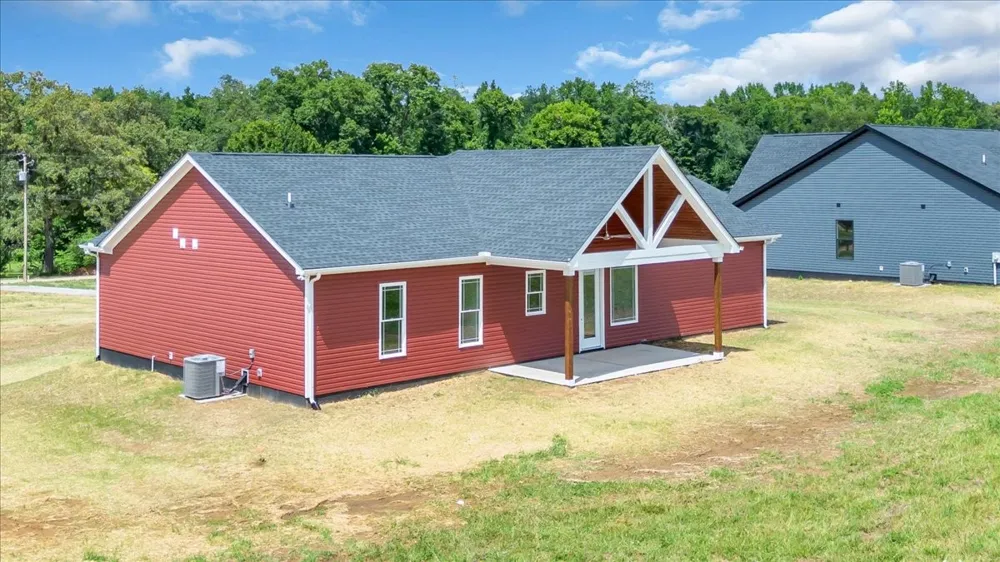 1481 Smartt Station Rd Morrison, TN 37357
