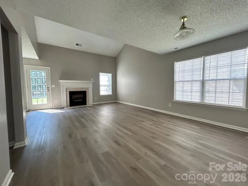 821 Lakehill Road Charlotte, NC 28214