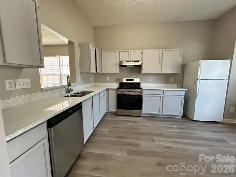 821 Lakehill Road Charlotte, NC 28214